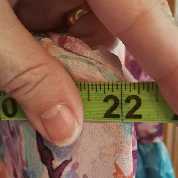 Bell-Sleeve Chiffon Kimono Cardigan - Picture 10 of 11